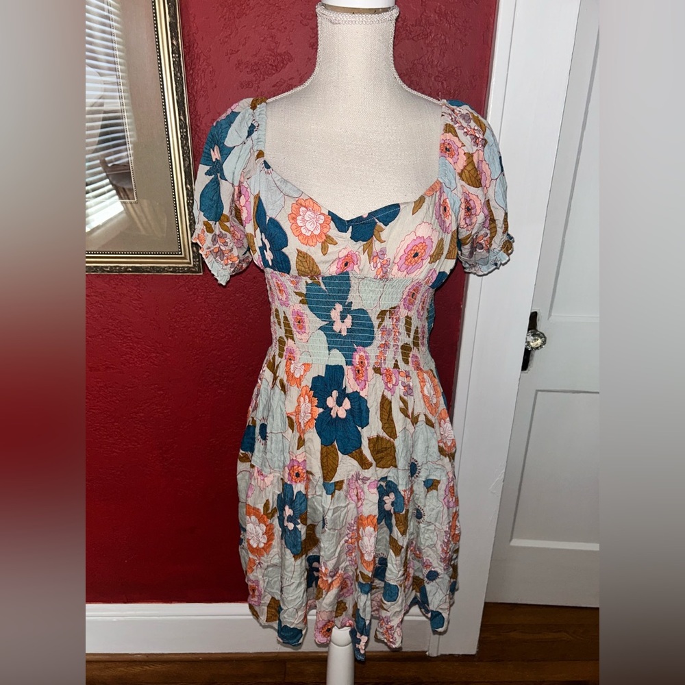 Womens Floral Puff Sleeve Dress size medium by Angie